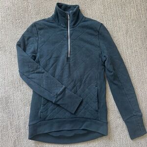 Quilted Half-Zip Pullover in dark blue/green
